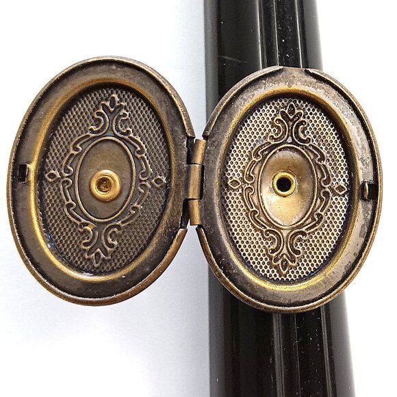 Vintage Jan Michaels Cameo Adjustable Locket Ring - Picture 4 of 6